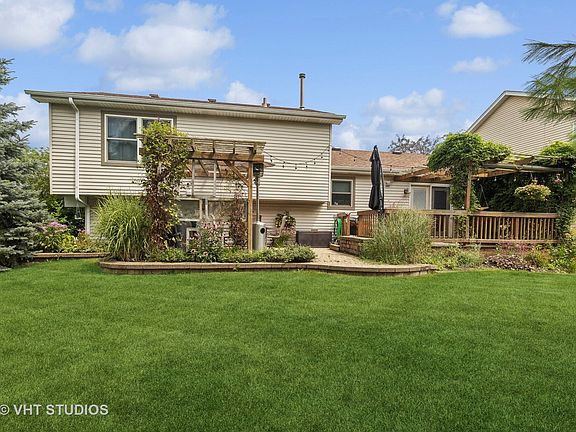 2nd image of 2821 Brisbane Dr