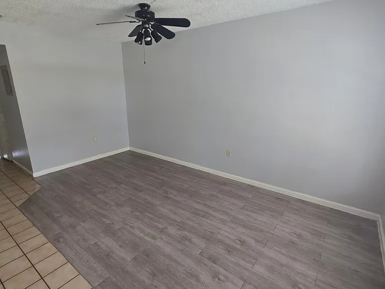 1802 Barton Dr — Photo 6