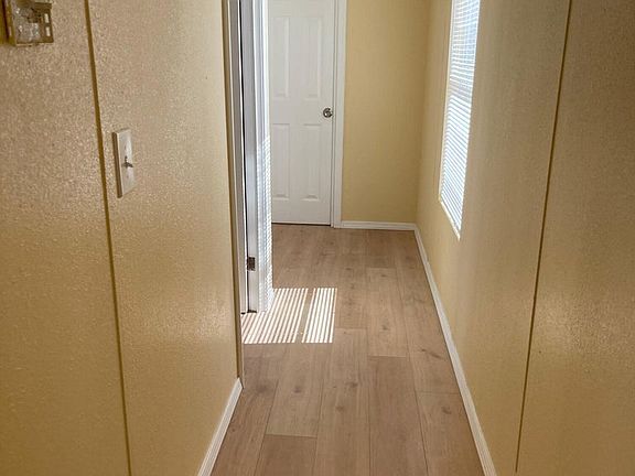 3rd image of 78 James St