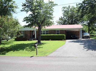 180 Harts Mill Rd, Atwood, TN 38220