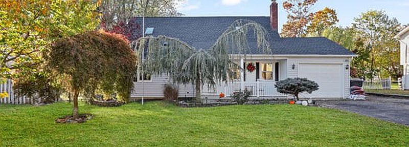 1st image of 626 Vaughn Ave