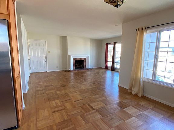 3rd image of 41 Palmdale Ave
