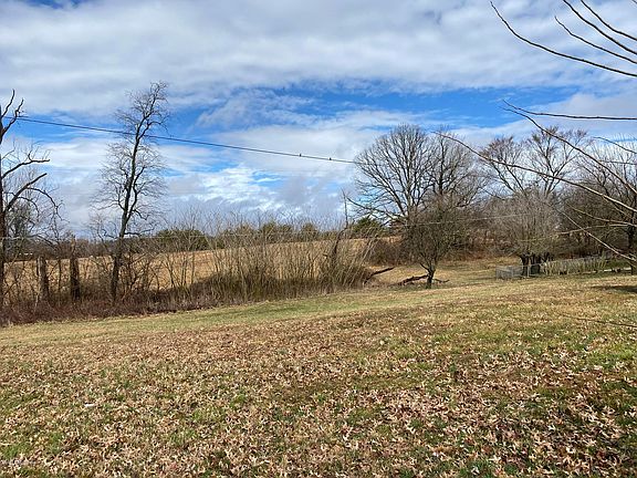 3rd image of 110 Memorial Park Dr