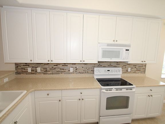 2nd image of 6858 Toland Dr APT 108