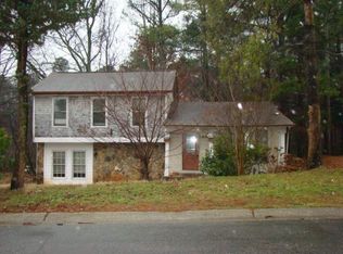 614 Old Manor Rd, Lilburn, GA 30047