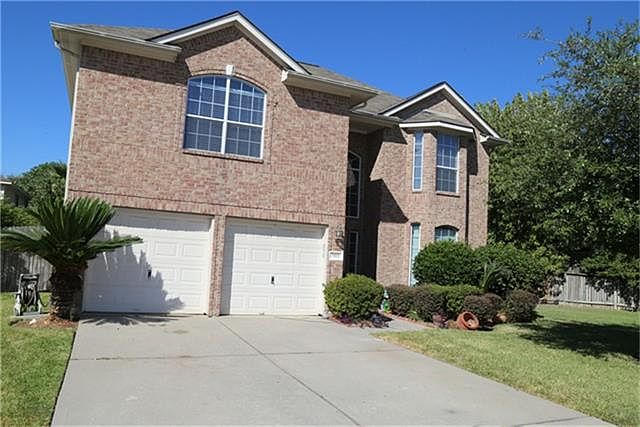1st image of 5811 Shady Manor Dr