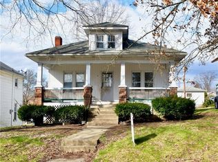 521 Van Horn Ave, Zanesville, OH 43701