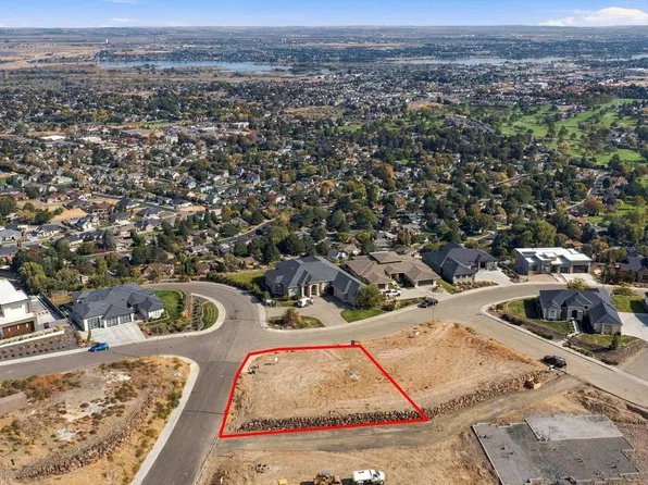 2501 Falconcrest Loop, Richland, WA 99352