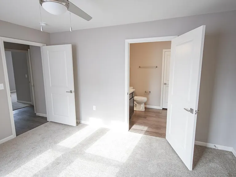 Cityline Apartments — Photo 6