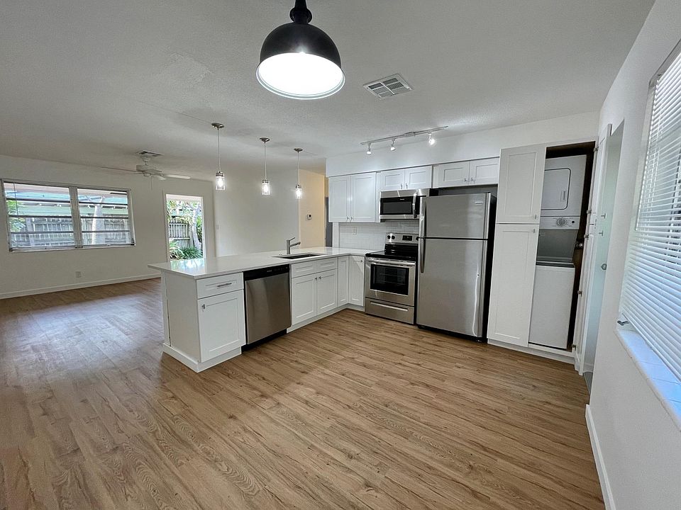 1st image of 1734 NE 15th Ave