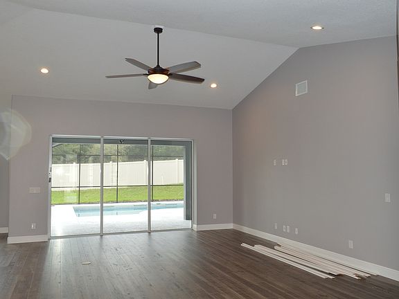 3rd image of 11141 Scenic Vista Dr