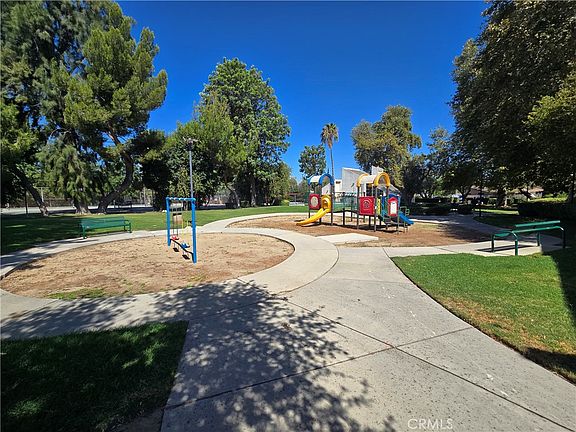 5th image of 7641 Reseda Blvd Unit 120