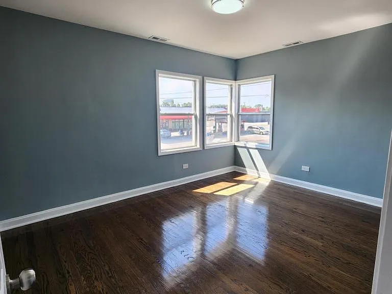 26 E 15th Ave — Photo 7