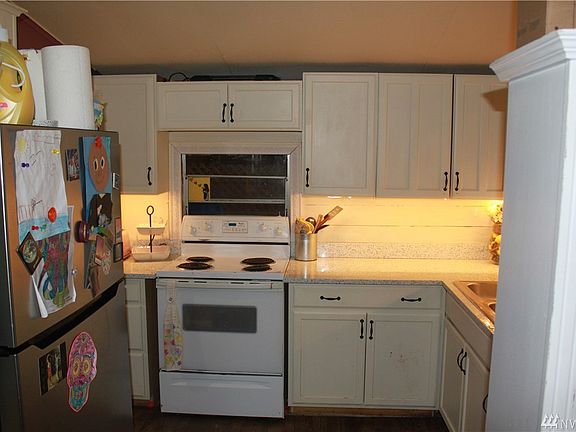 3rd image of 602 29th St SE Trlr 28