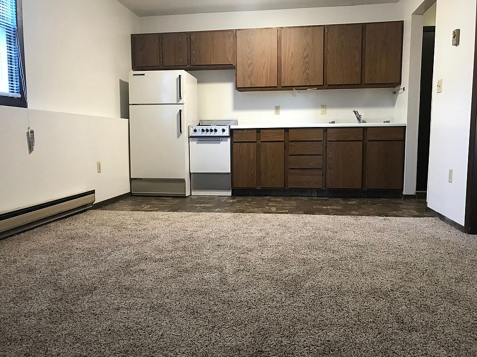 501 2nd Ave SE Aberdeen SD Zillow