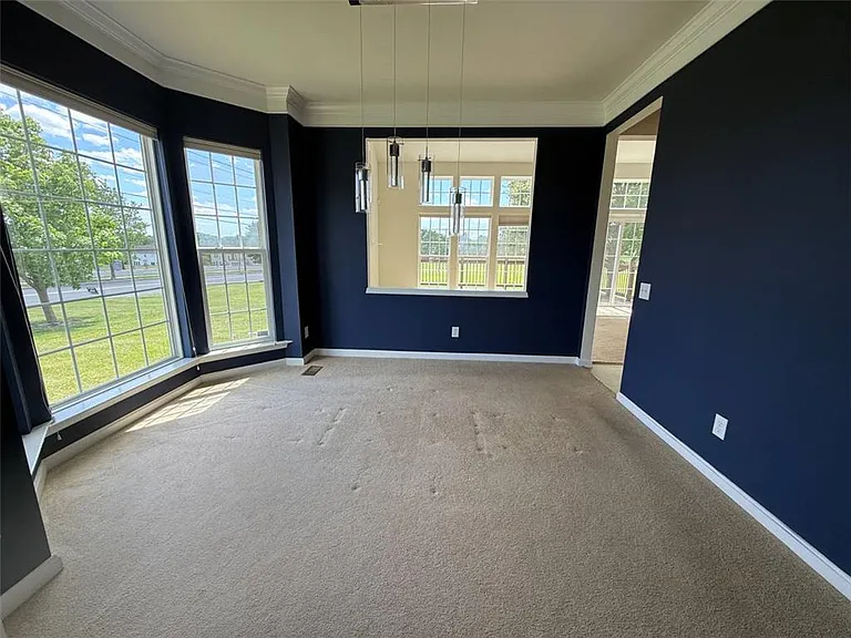 1812 Emerald Dr S — Photo 15