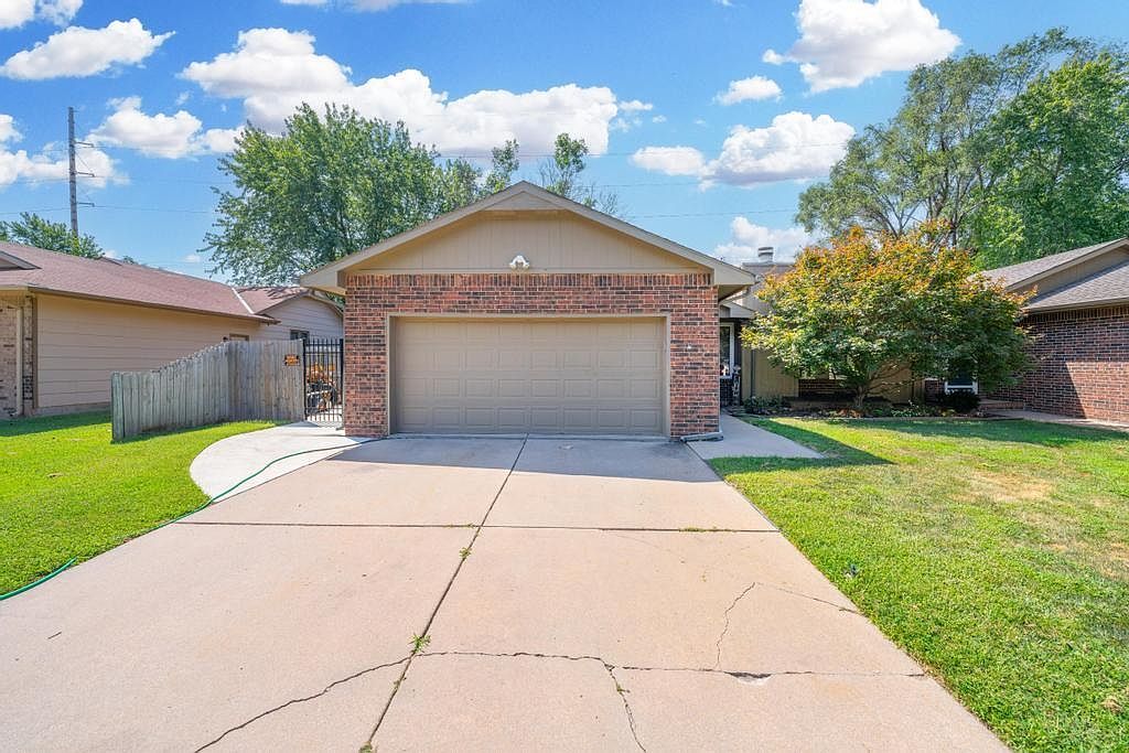 10711 W Nantucket St, Wichita, KS 67212 Zillow