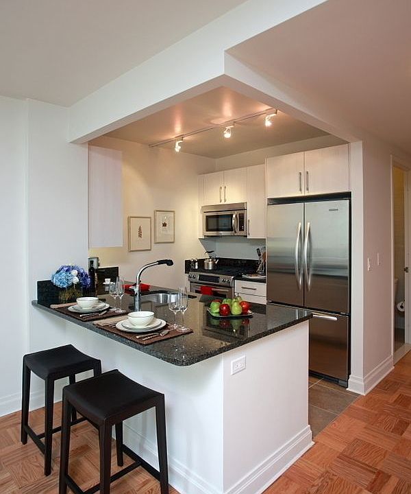 1st image of 1510 Lexington Ave APT 9C