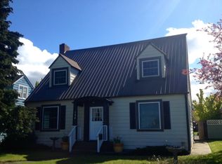 124 W 12th St, Port Angeles, WA