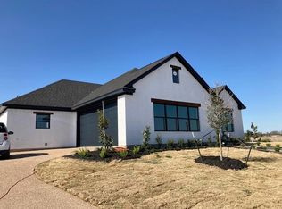 10101 Feather Trace Ln, Waco, TX 76712