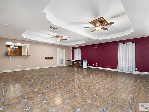 3rd image of 348 San Luis Dr