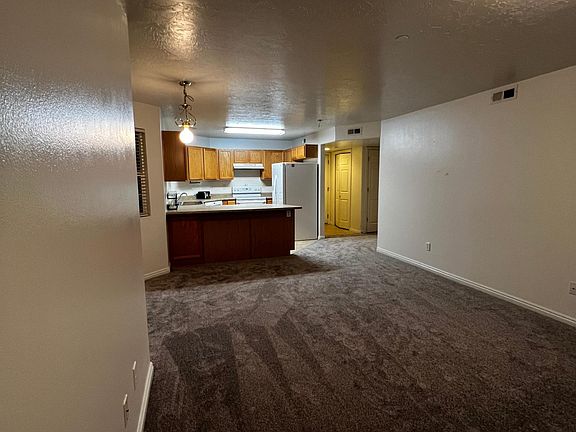 4th image of 1468 W Brunello Dr #C-8