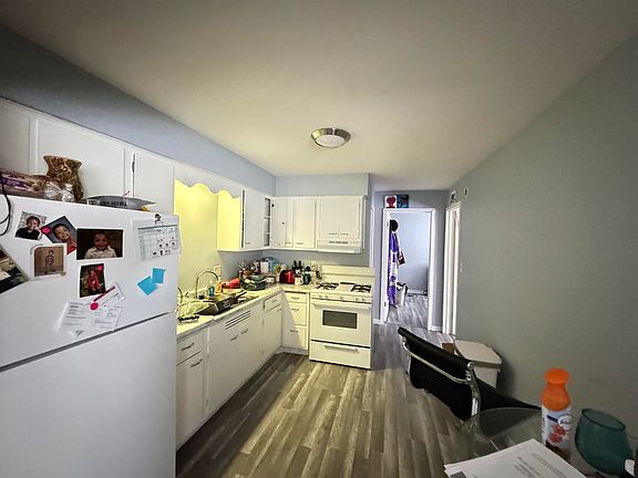 5th image of 2707 Canterbury Ln