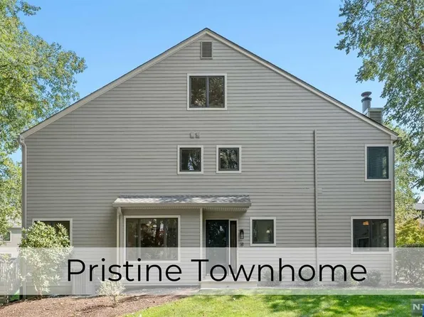 18 Spruce Run, Ramsey, NJ 07446