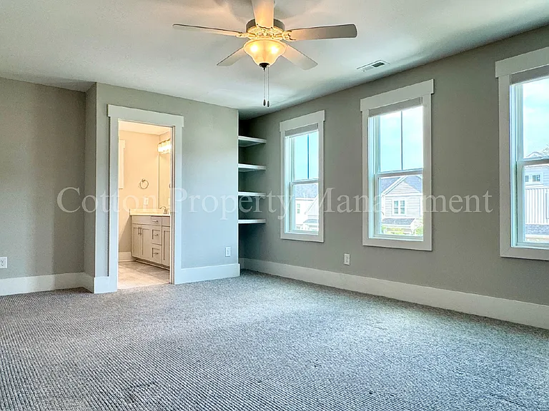 745 Cypress Village Pl — Photo 21