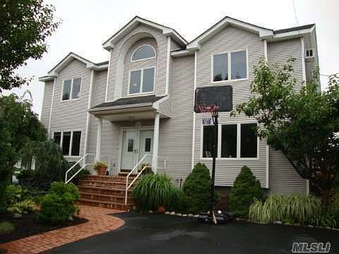 1st image of 2499 Farmers Ave