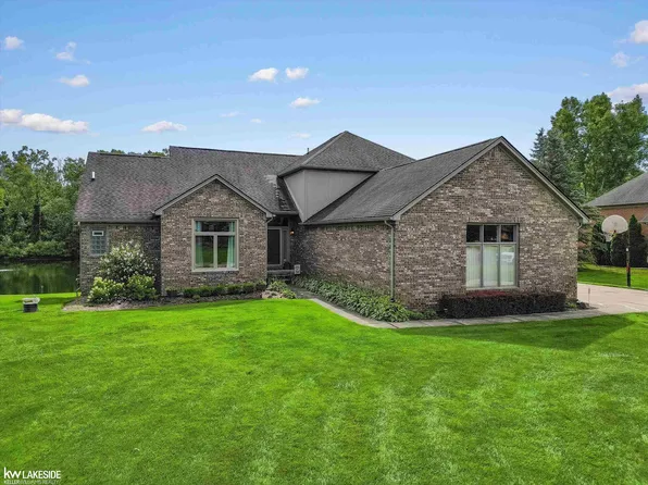 69308 Brookhill Dr, Romeo, MI 48065