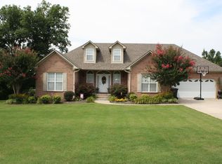 1960 Rambo Rd, Dyersburg, TN 38024