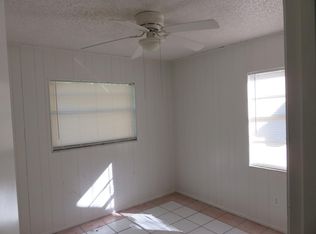 1889 Debbie St, Sarasota, FL 34231