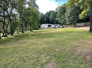 35 Chatuge Woods Dr, Hayesville, NC 28904