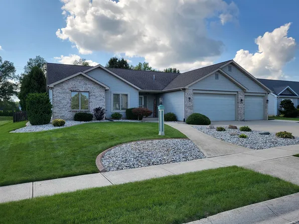 17705 Juniper Ln, Leo, IN 46765
