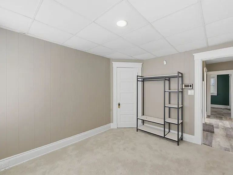 344 Helen St #2 — Photo 17
