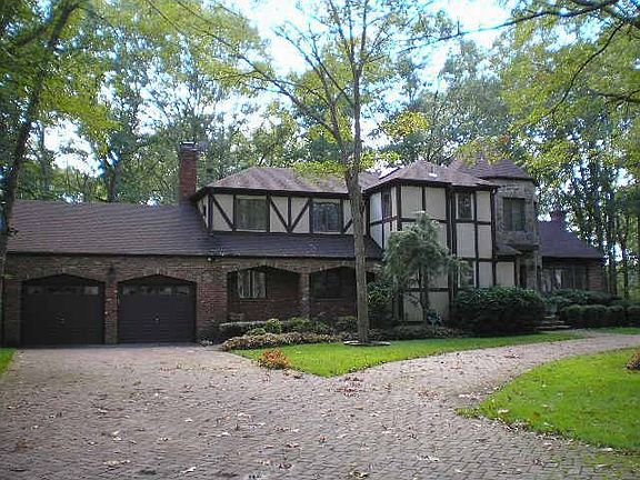 Additional angle showing two car garage