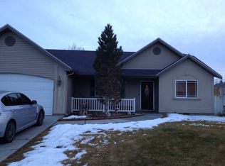 557 Rose Cir, Twin Falls, ID 83301