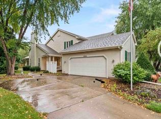 1304 Stratford Ct #1, Middleton, WI 53562