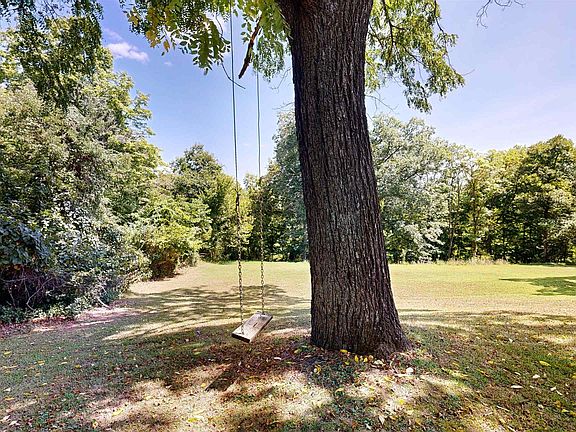 5th image of 278 Township Road 325