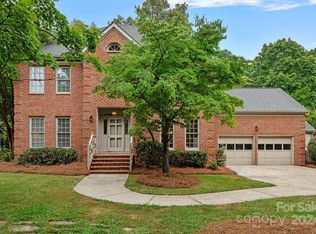 6322 Bentridge Dr, Charlotte, NC 28226