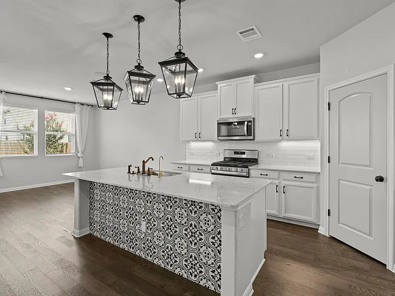 2605 Acoma Ln — Photo 10