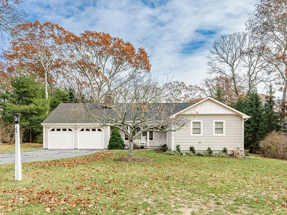64 Aspatuck Rd