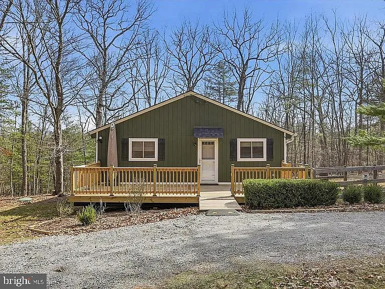 151 Bent Oak Rd — Photo 2