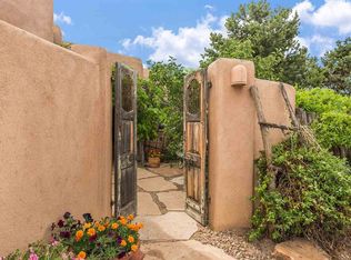 22 Chusco Rd, Santa Fe, NM 87508