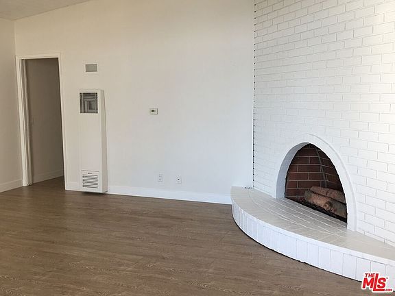 2nd image of 22041 Pacific Coast Hwy APT 3
