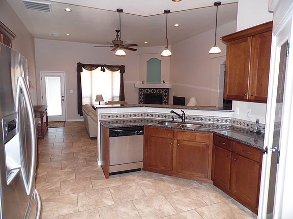 4th image of 7438 Sierra Luz Dr