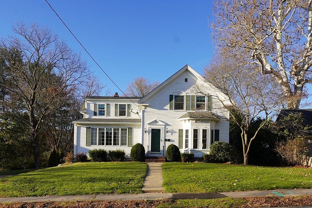 8 Pleasant St, Plainville, MA 02762 Zillow