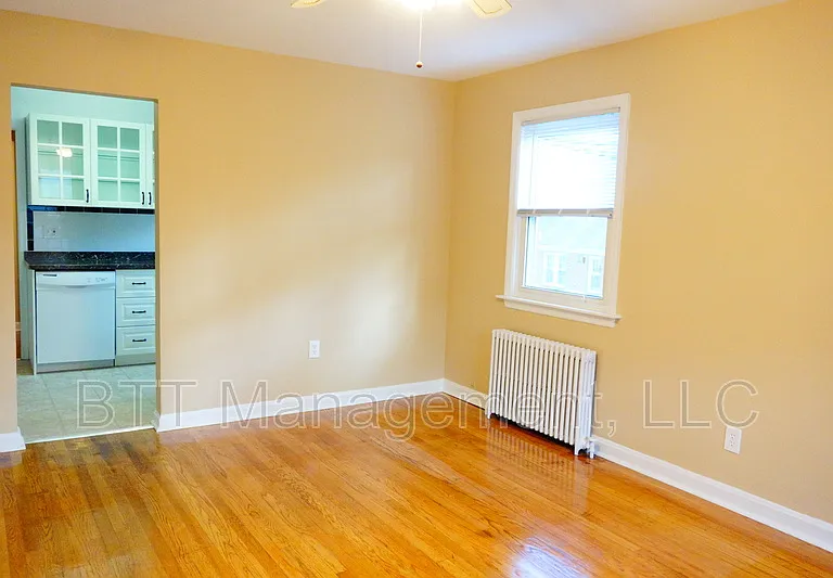 8203 Garland Ave #4 — Photo 4