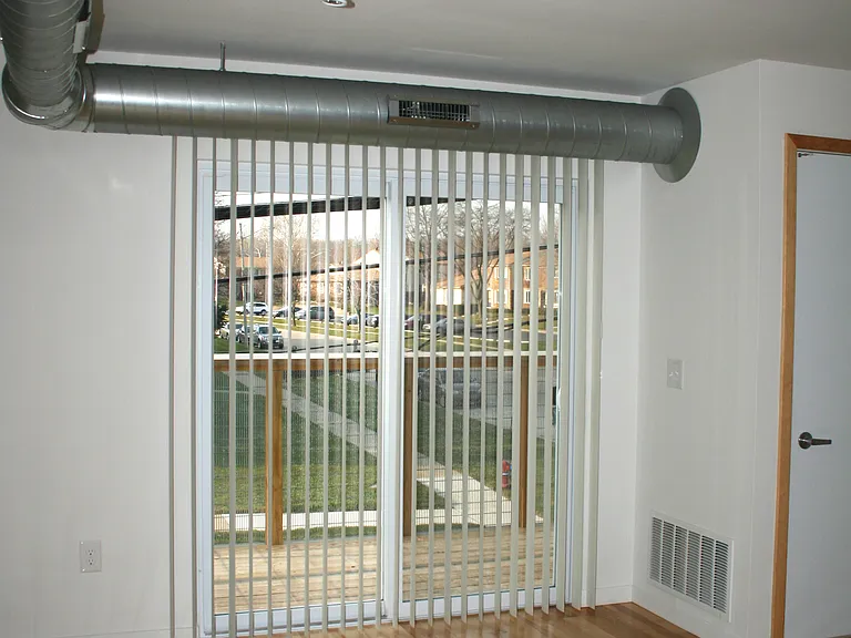 1825 Parmenter Blvd #312 — Photo 3